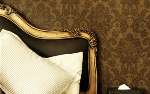 Colour and design surgery - brown and gold luxury bed banner. This opens a new browser window.