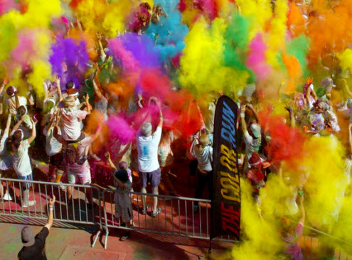 Dulux let's colour awards 2014 - The Color Run. This opens a new browser window.